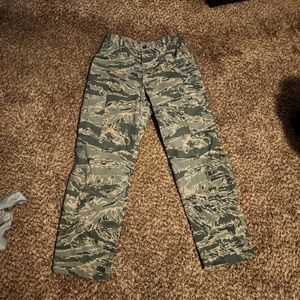 US Air Force Camo Cargo Pants 32 Short